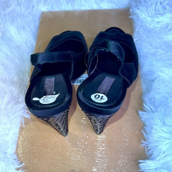 BCBG MAXAZRIA SIZE 10. - Picture 4 of 11